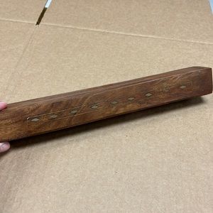 Wooden increase holder